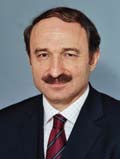 Faruk Nafız Özak