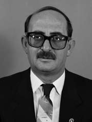 İlhan Aras