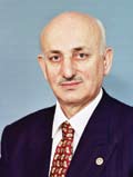 İsmail Kahraman