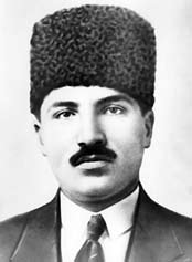 Mustafa Necati Uğural