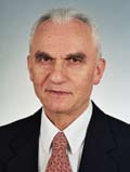 Yaşar Yakış